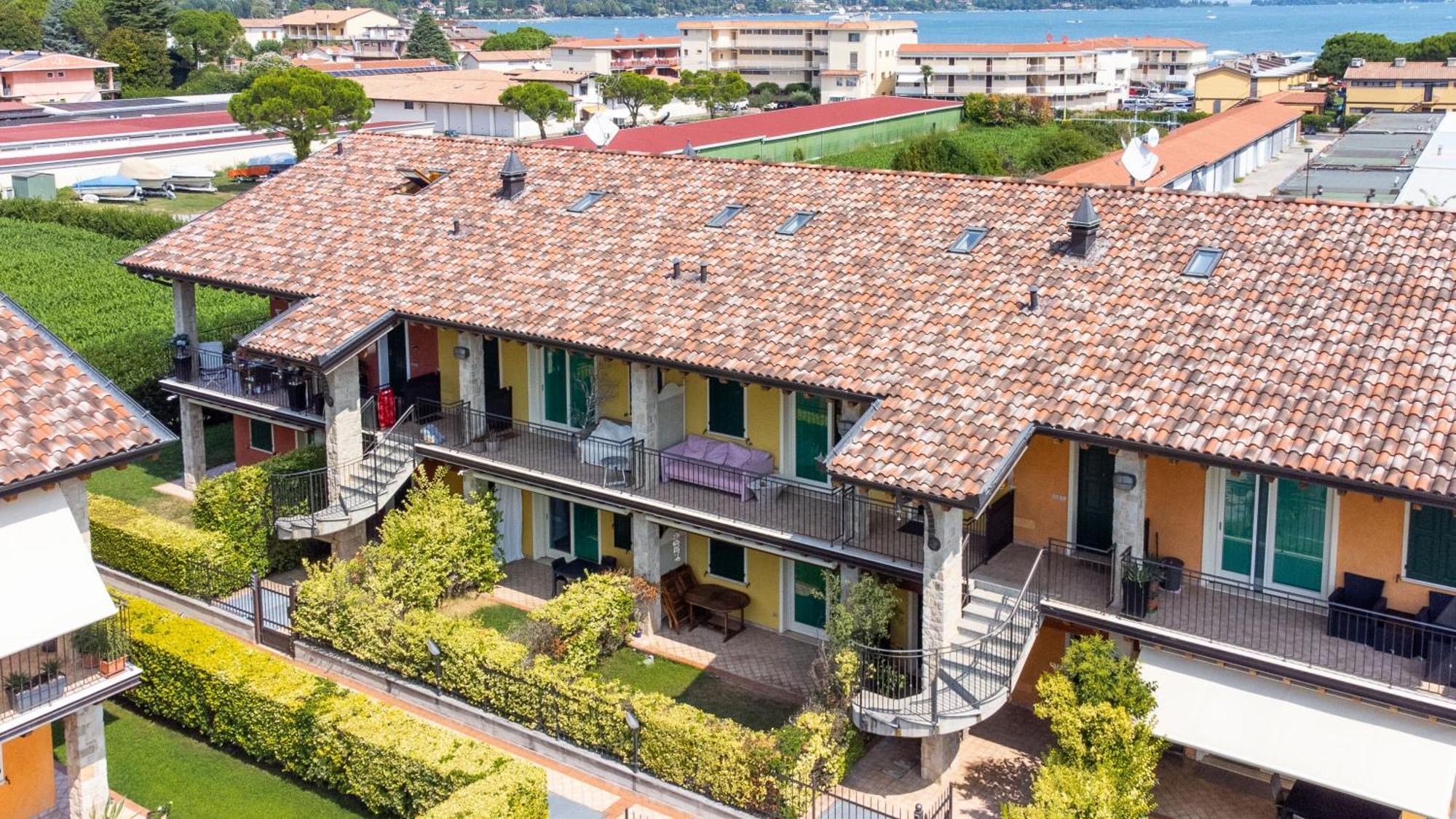 Lago Di Garda A 300M - House In Manerba Manerba del Garda Exteriör bild